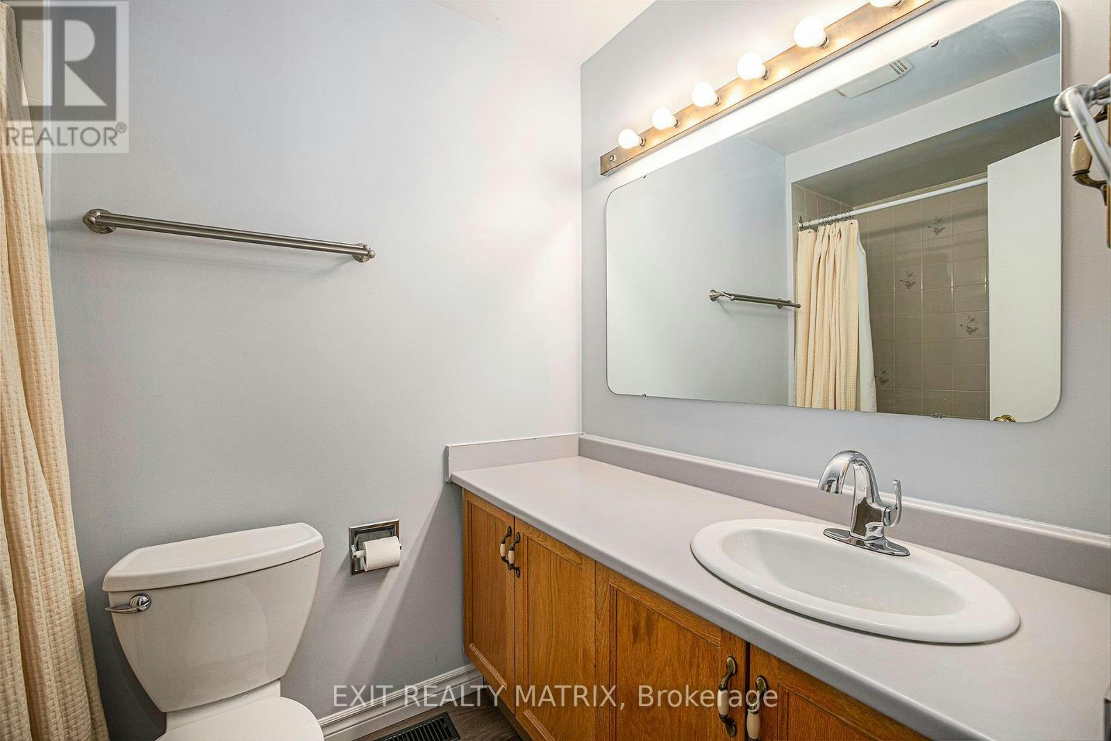24 Oakhaven Private, Ottawa, ON, K1K 4K1 - 13