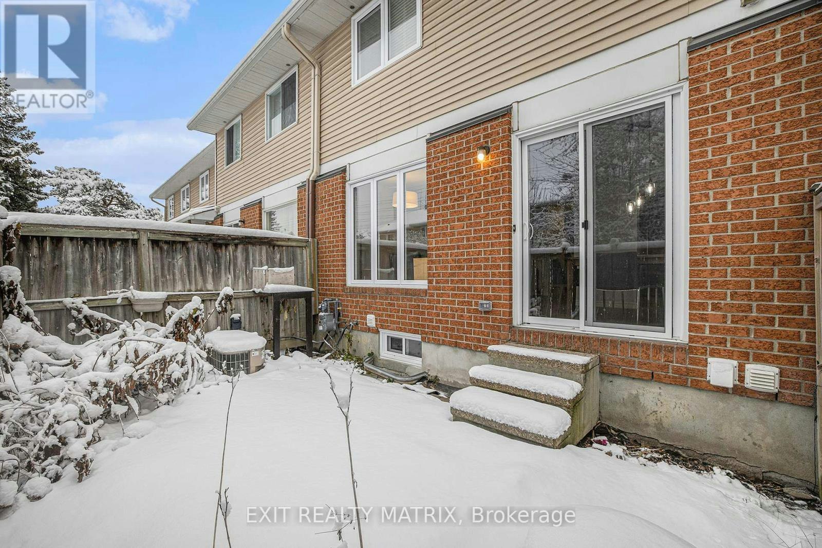 24 Oakhaven Private, Ottawa, ON, K1K 4K1 - 15