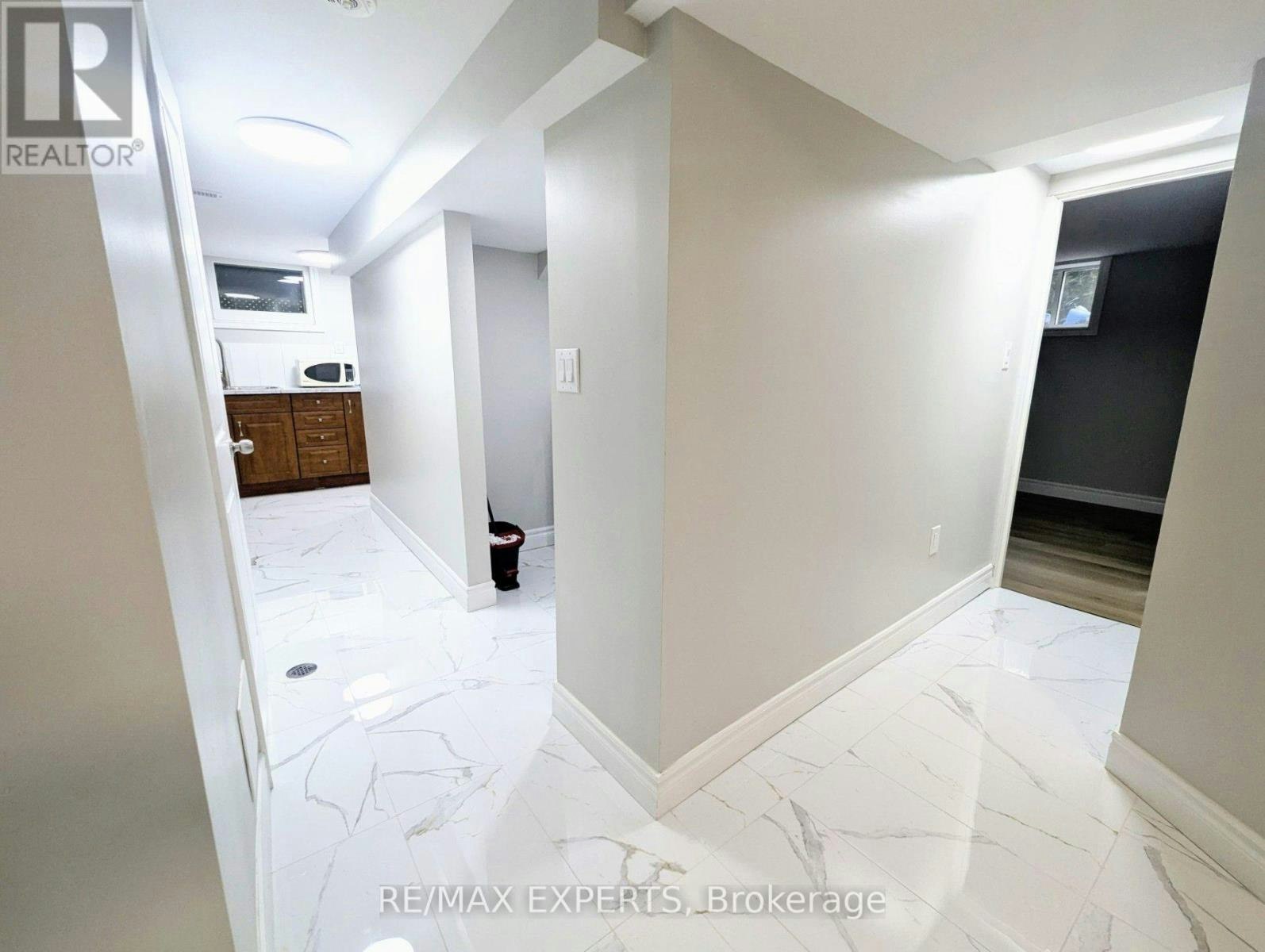 LOWER-42 Mossbank Drive, Toronto, ON, M1G 2C3 - 6