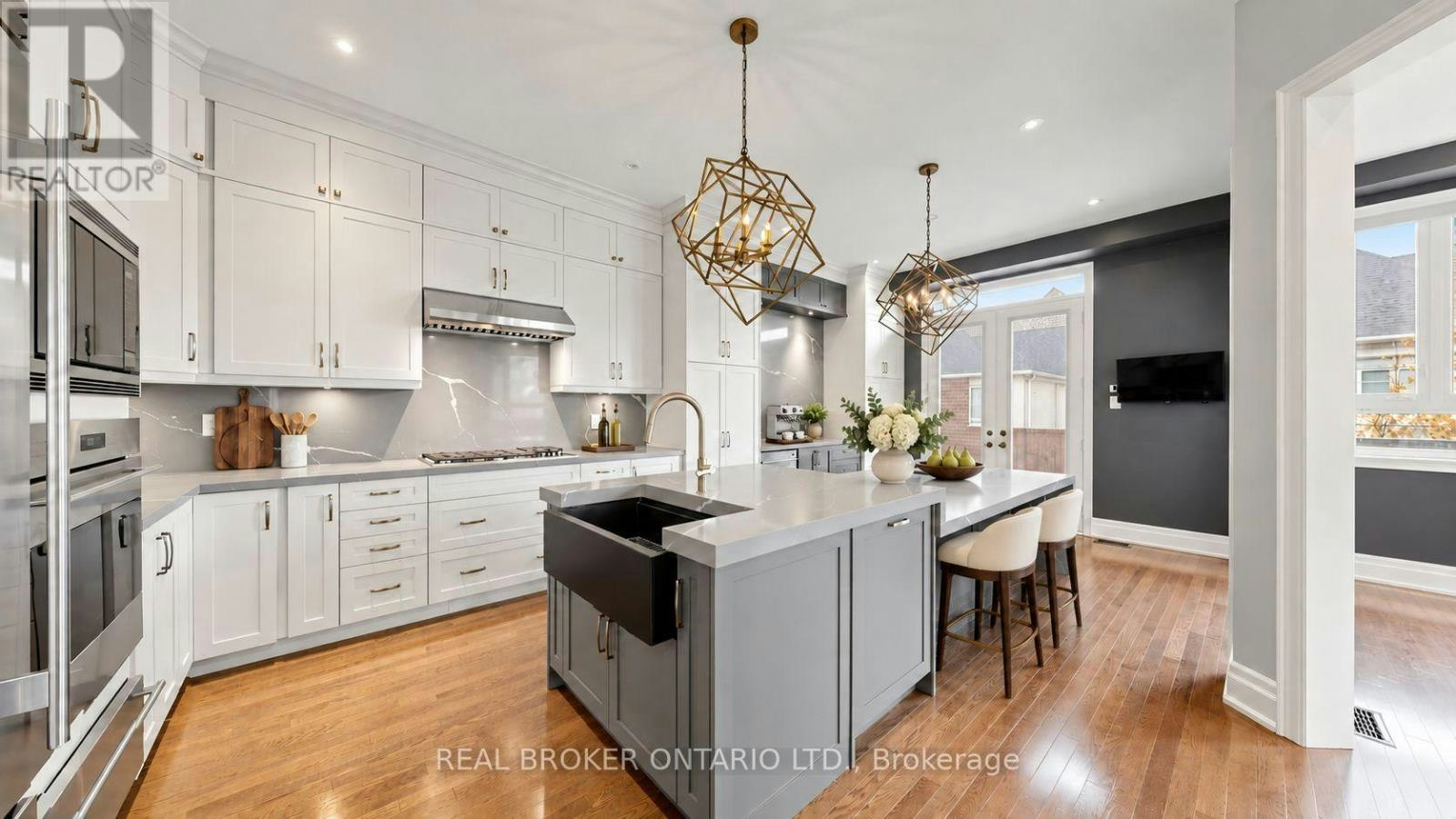 106 Via Romano Boulevard, Vaughan, ON, L6A 4X1 - 10