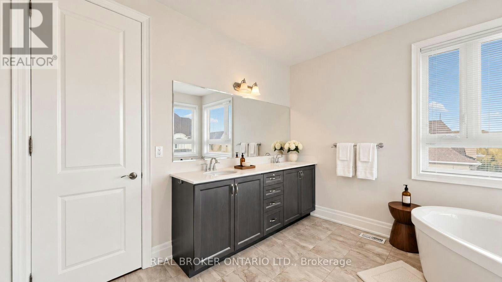 106 Via Romano Boulevard, Vaughan, ON, L6A 4X1 - 18