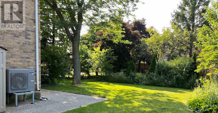 1035 Masters Green, Oakville, ON, L6M 2N8 - 39