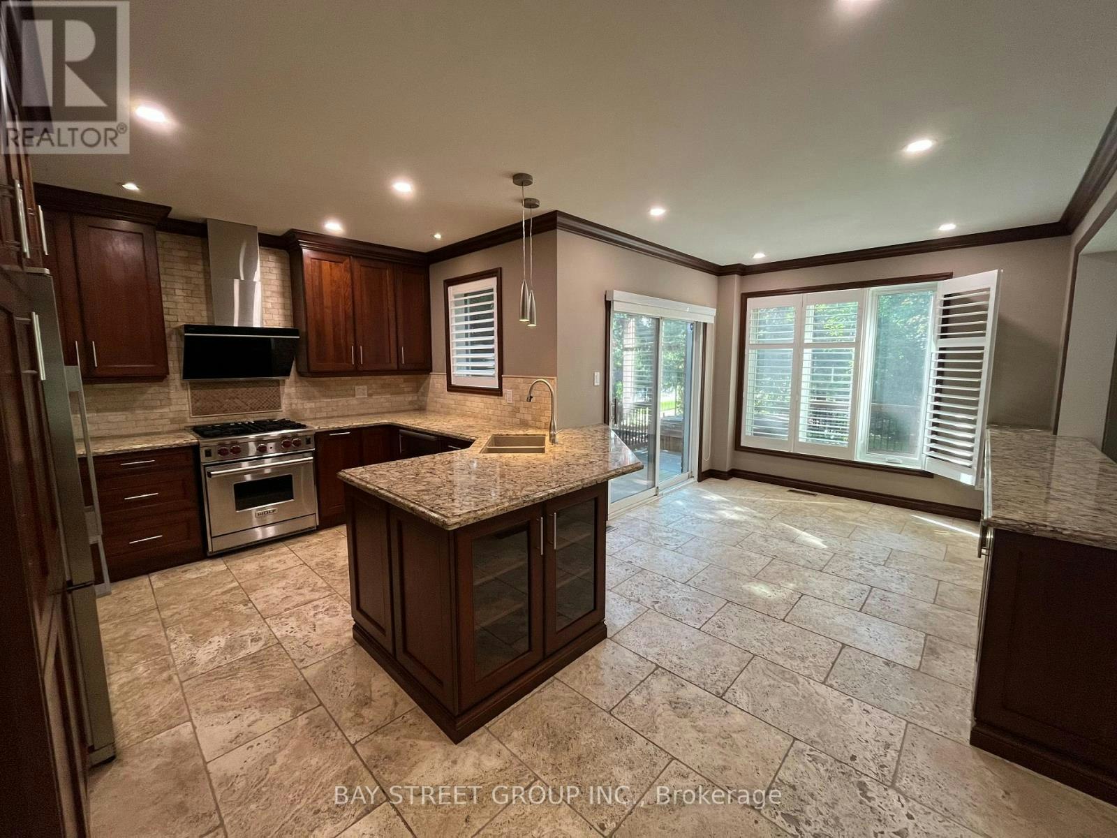 1035 Masters Green, Oakville, ON, L6M 2N8 - 9