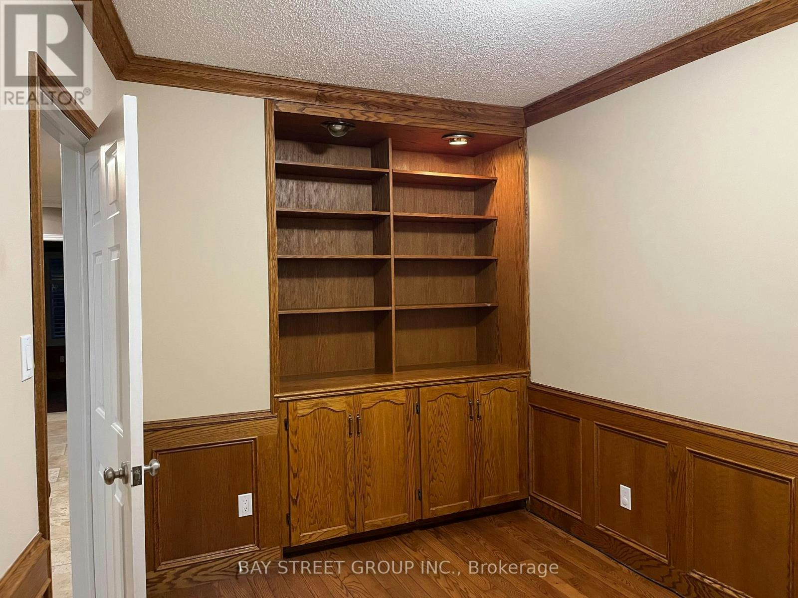 1035 Masters Green, Oakville, ON, L6M 2N8 - 16