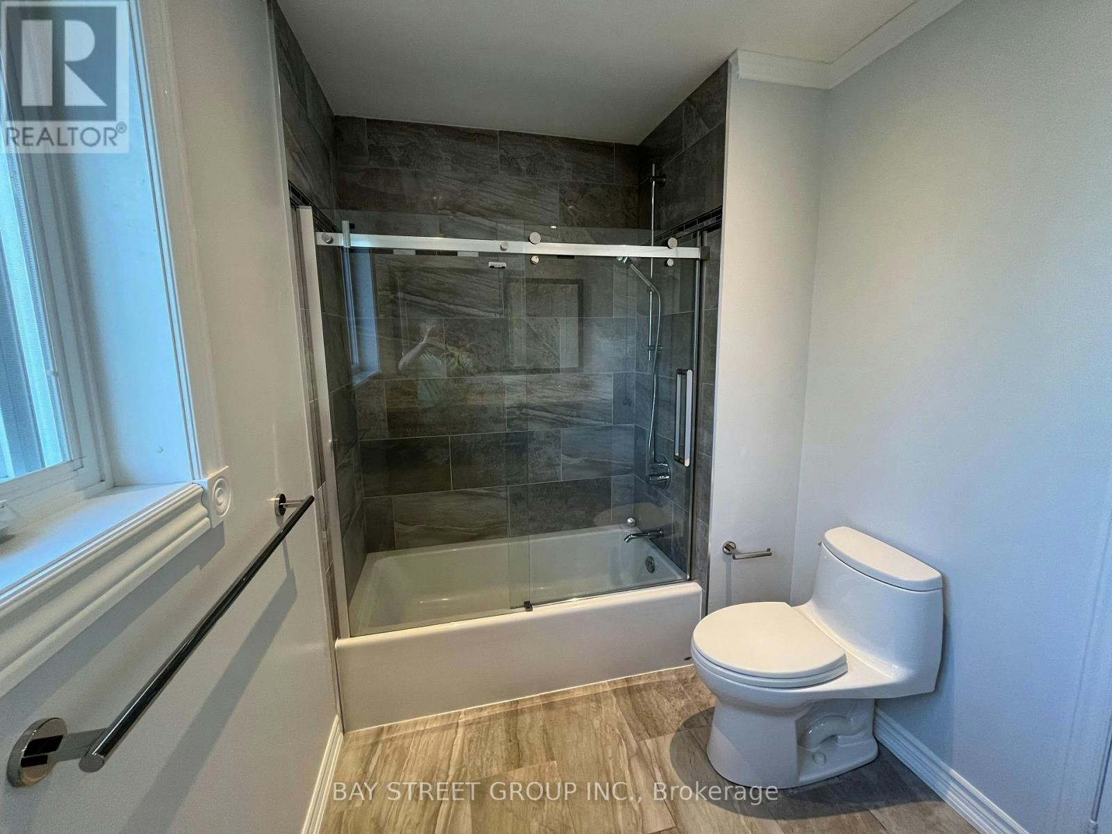 1035 Masters Green, Oakville, ON, L6M 2N8 - 32