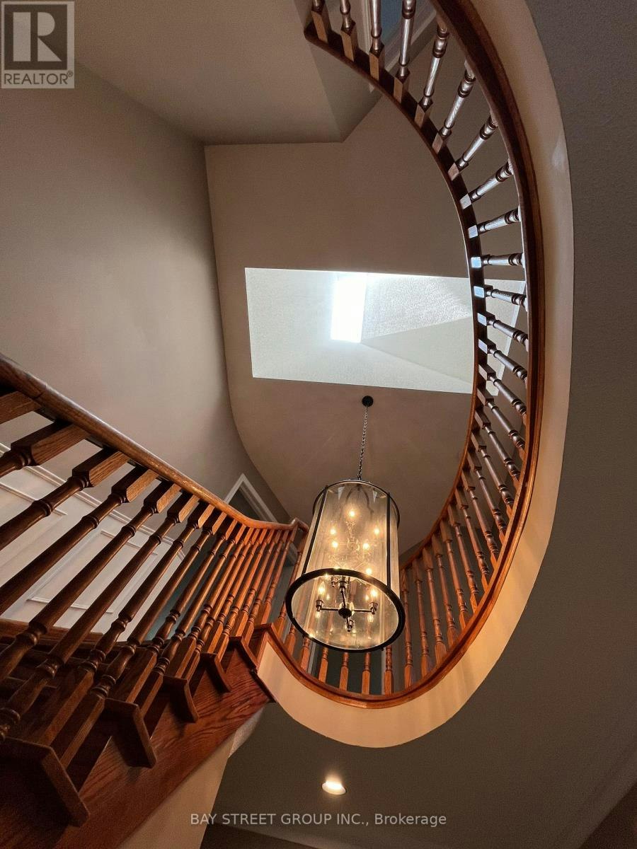 1035 Masters Green, Oakville, ON, L6M 2N8 - 6