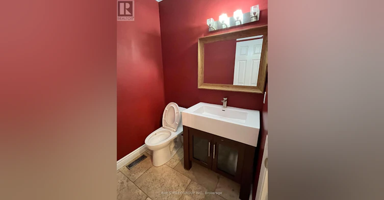 1035 Masters Green, Oakville, ON, L6M 2N8 - 17