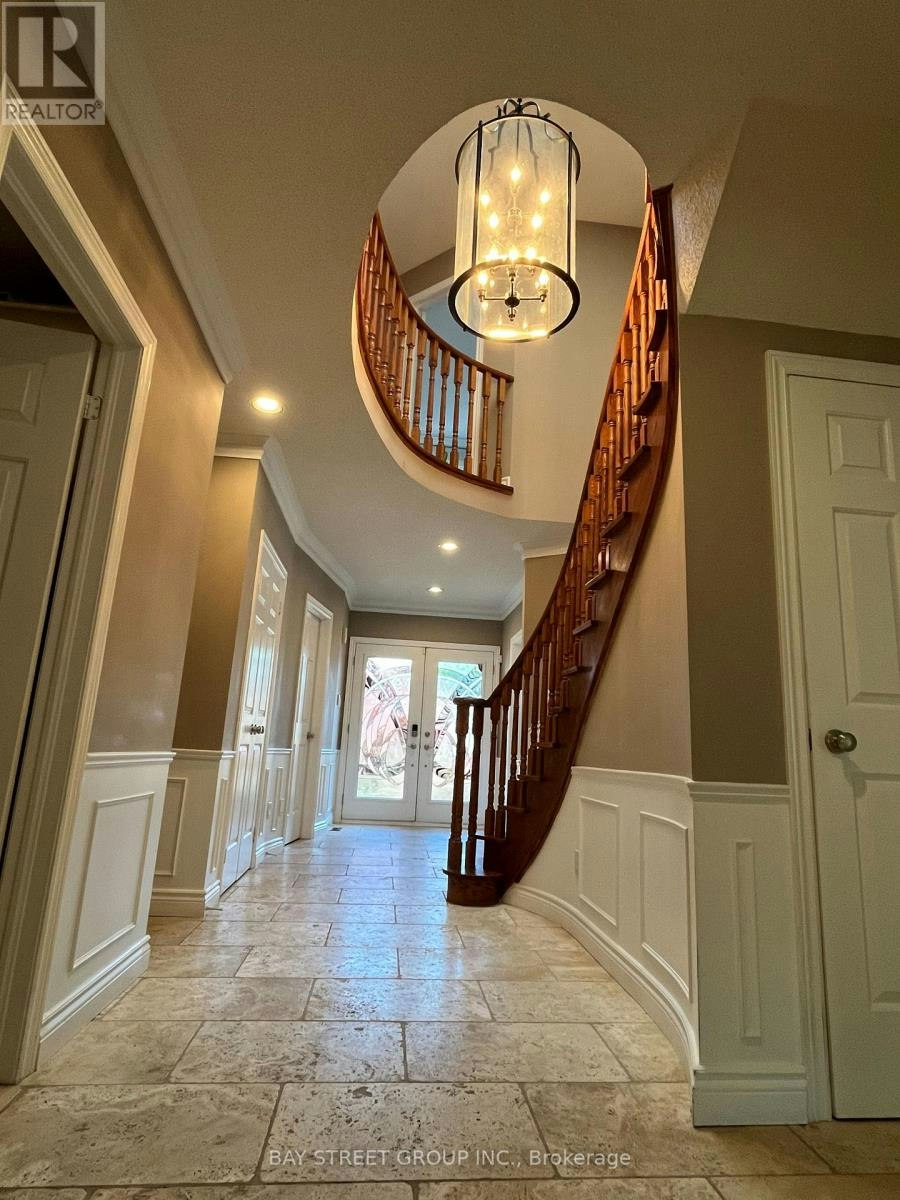 1035 Masters Green, Oakville, ON, L6M 2N8 - 4
