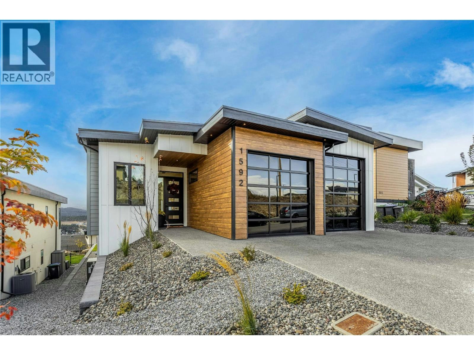 1592 Carnegie Street, Kelowna, BC, V1P 1V2