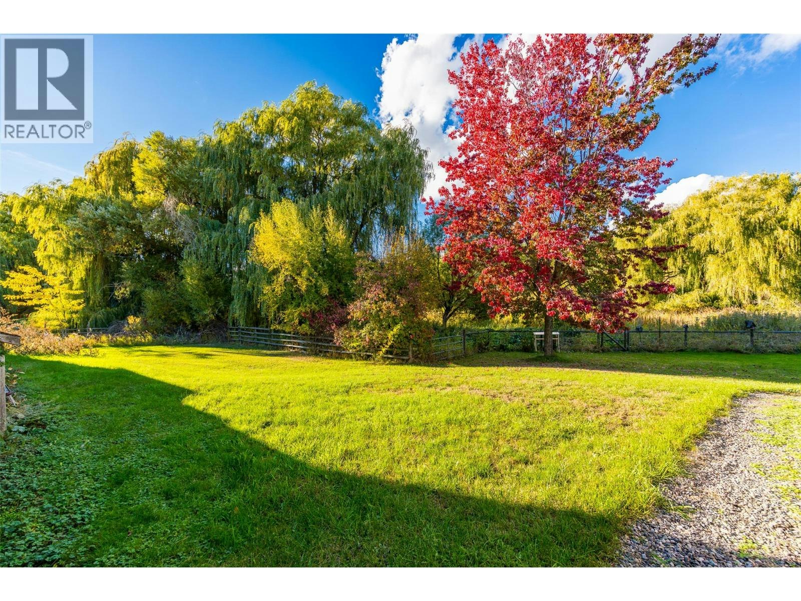 7001 Learmouth Road, Coldstream, BC, V1B 3H1 - 57
