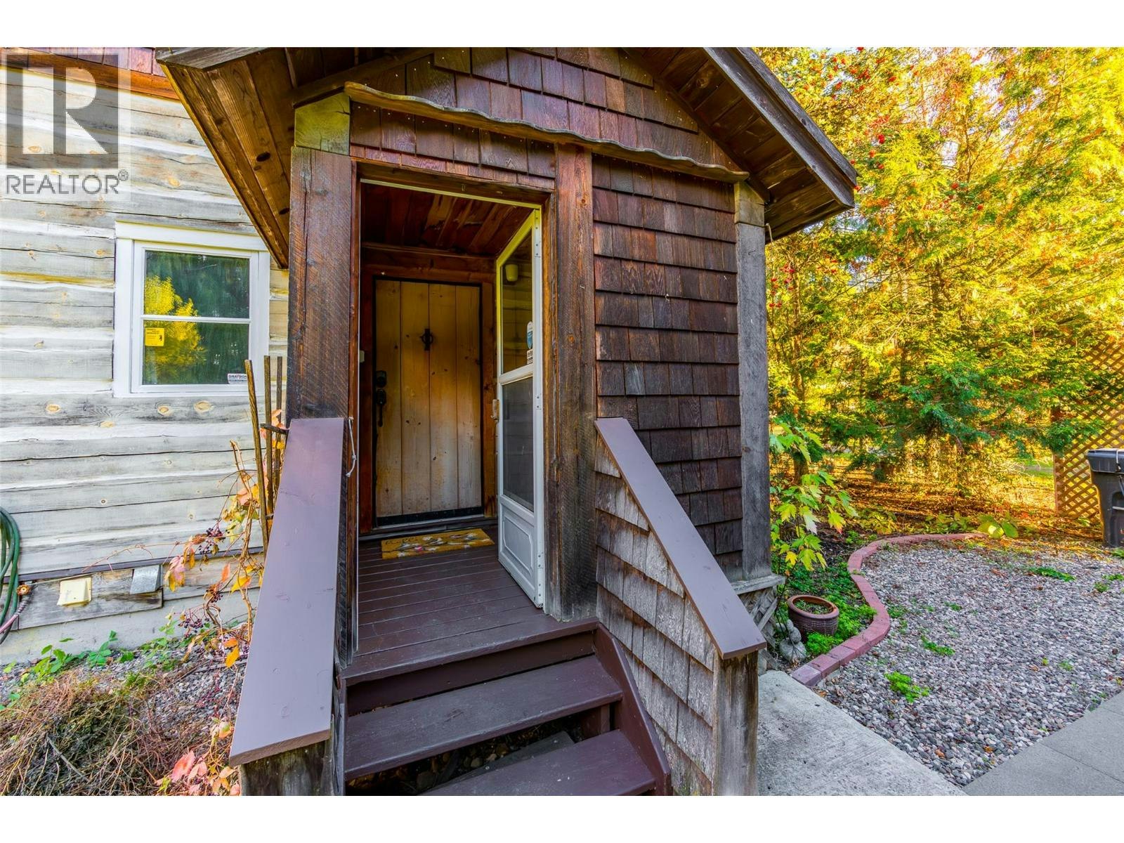 7001 Learmouth Road, Coldstream, BC, V1B 3H1 - 13