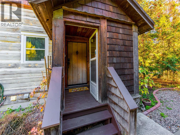 7001 Learmouth Road, Coldstream, BC, V1B 3H1 - 13