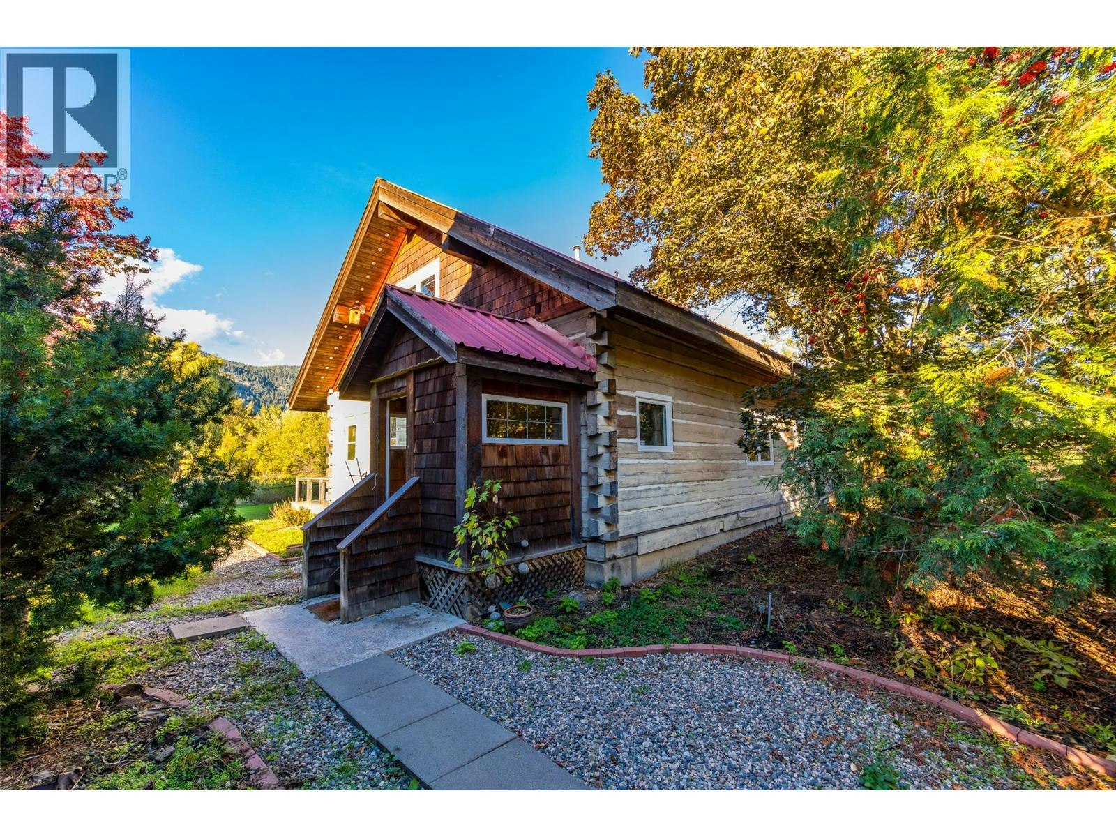 7001 Learmouth Road, Coldstream, BC, V1B 3H1 - 72