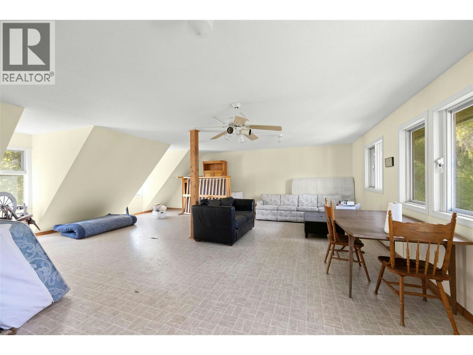7001 Learmouth Road, Coldstream, BC, V1B 3H1 - 50