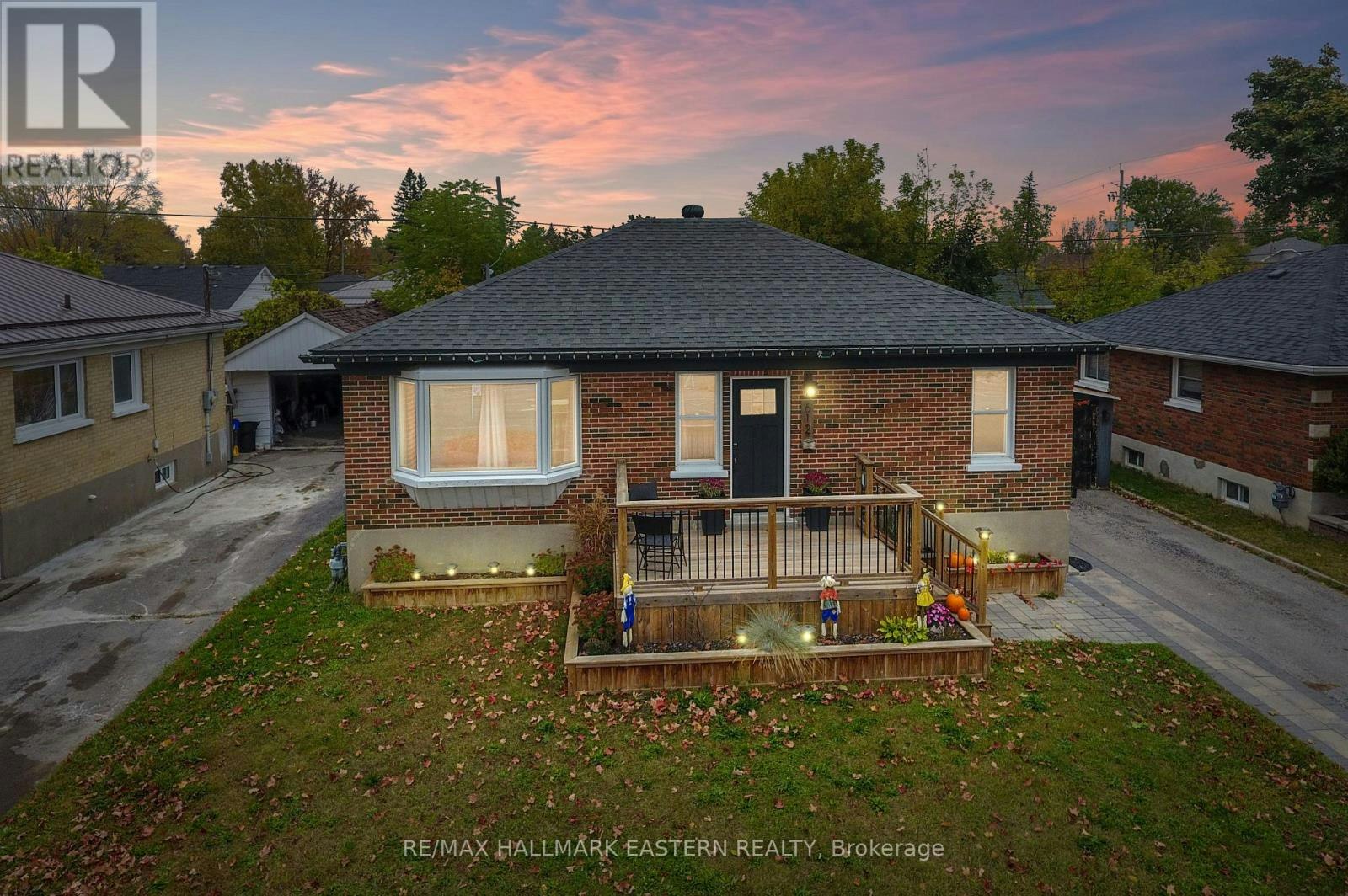 612 Crawford Drive, Peterborough, ON, K9J 3W7