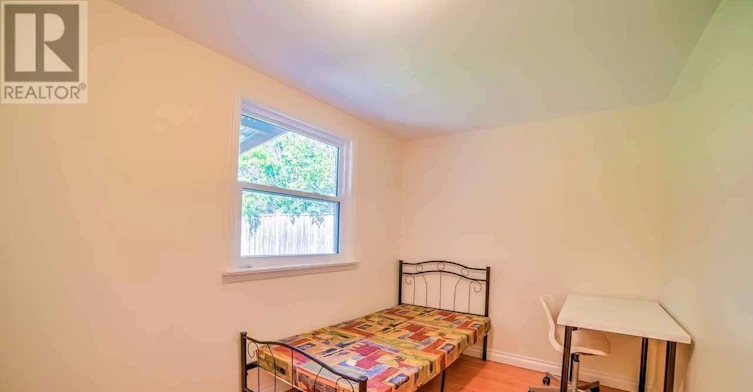 54 Bowerbank Drive, Toronto, ON, M2M 1Z8 - 8