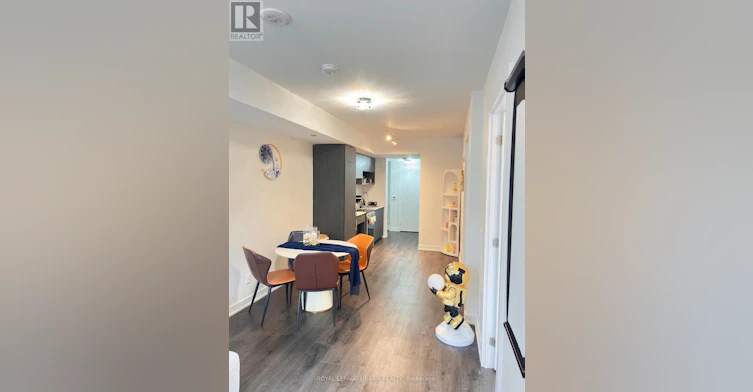 1106-100 Queen Street E, Toronto, ON, M5C 0B5 - 8