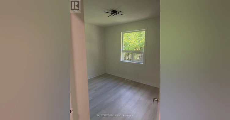 517 Lynett Crescent, Richmond Hill, ON, L4C 2V8 - 5