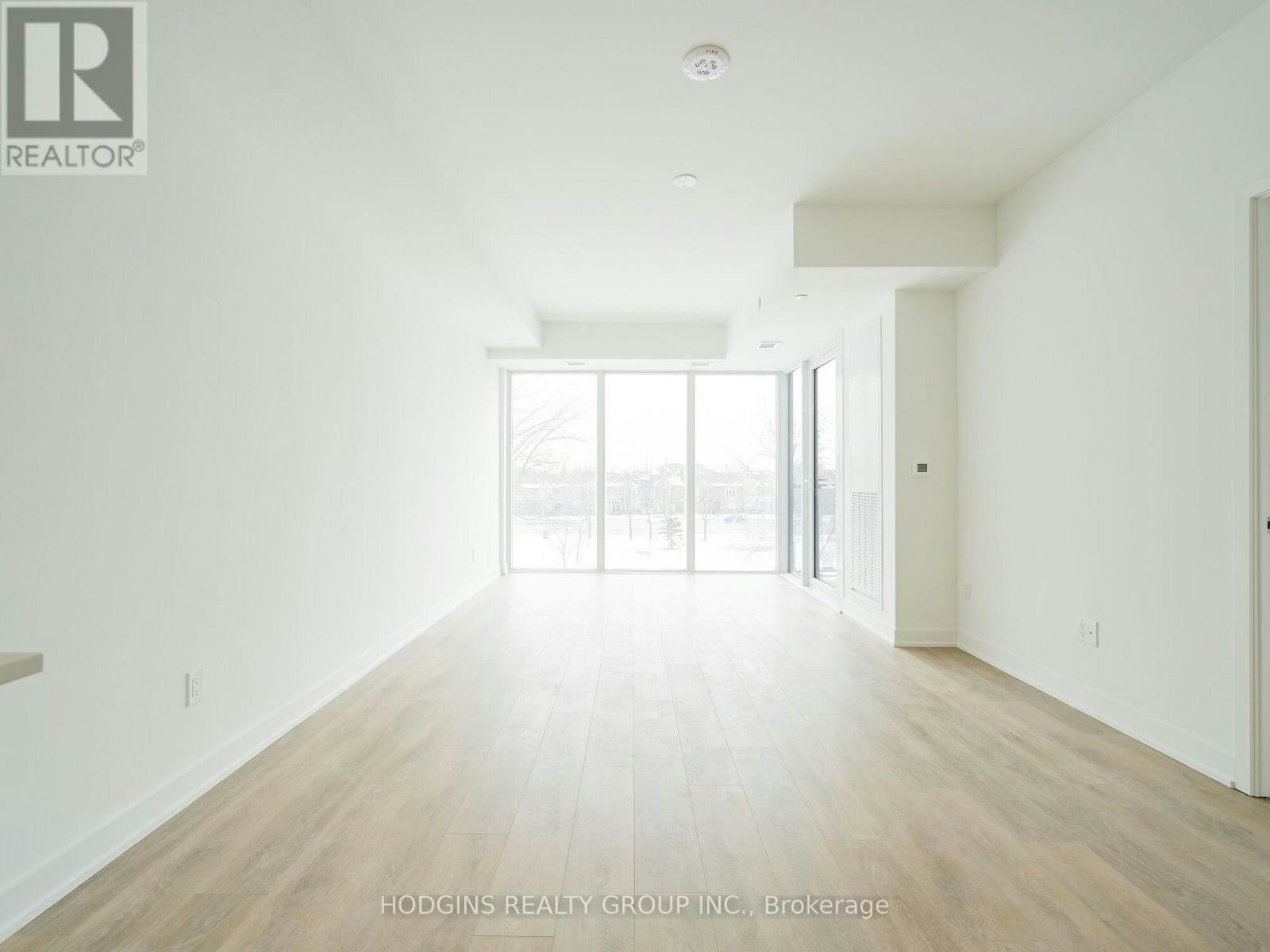 104-1035 Southdown Road, Mississauga, ON, L5J 0A2 - 9
