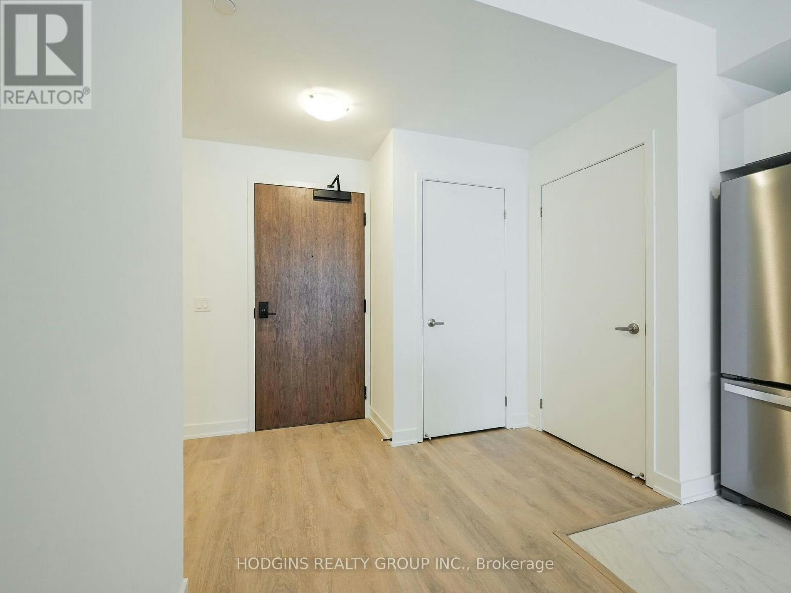 104-1035 Southdown Road, Mississauga, ON, L5J 0A2 - 3