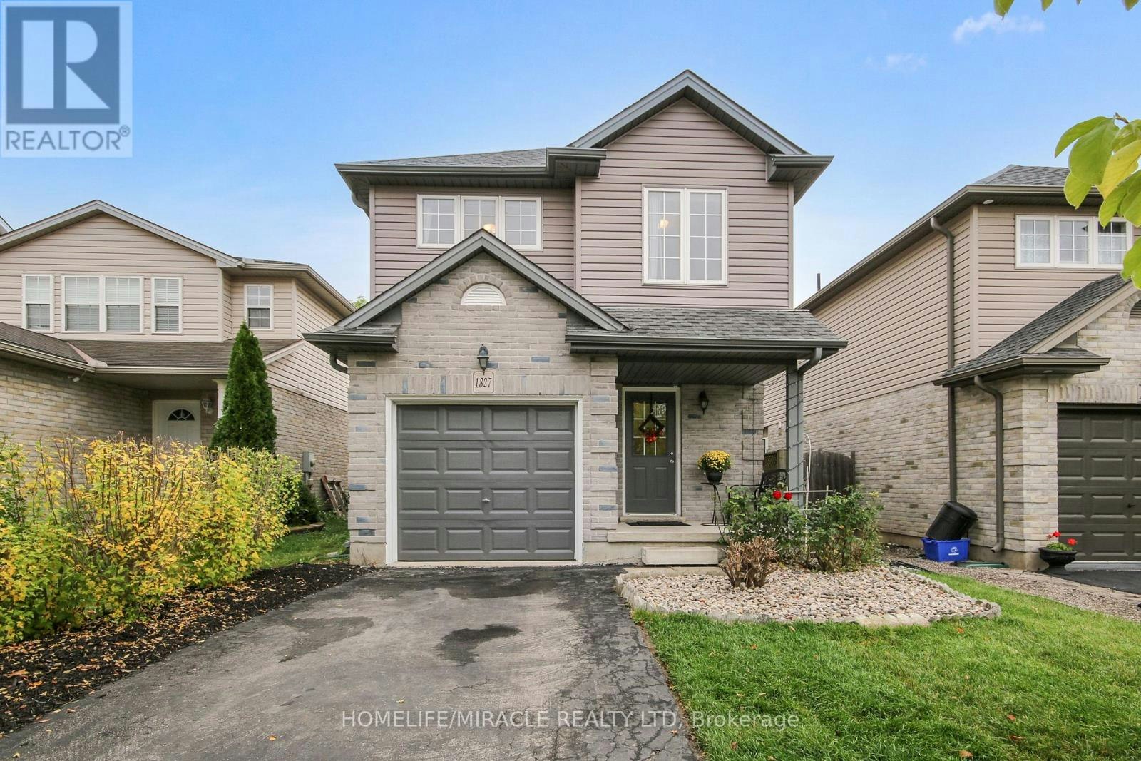 1827 Bloom Crescent, London, ON, N5X 4N2