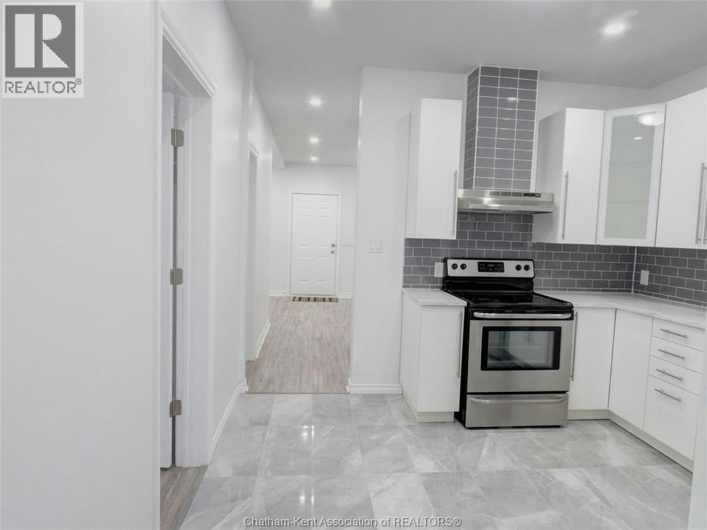 1716 Drouillard Road, Windsor, ON, N8Y 2S5