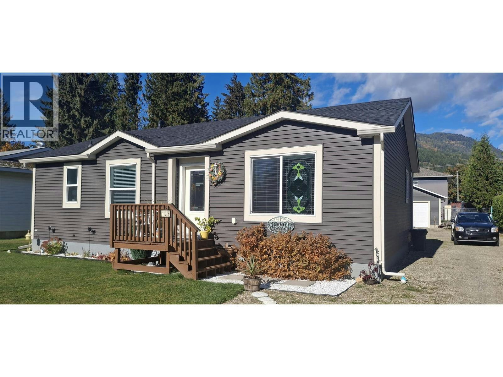 726 Whitehead Street, Sicamous, BC, V0E 2V1