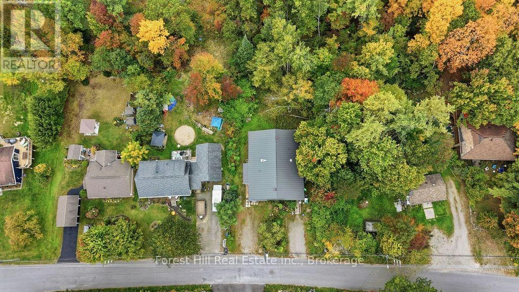 1014A Burgess Avenue, Muskoka Lakes, ON, P0C 1A0