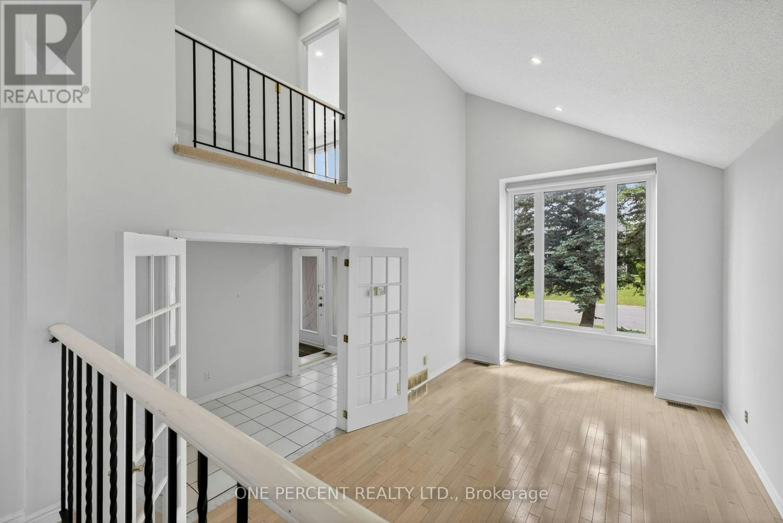 6343 Mattice Avenue, Ottawa, ON, K1C 2G1 - 6