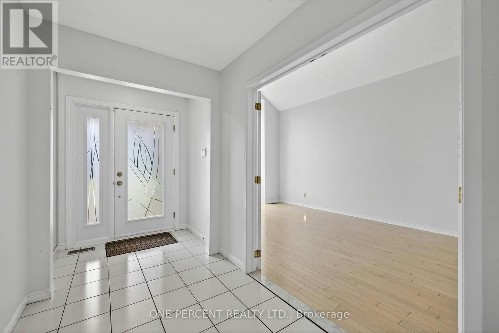 6343 Mattice Avenue, Ottawa, ON, K1C 2G1 - 2