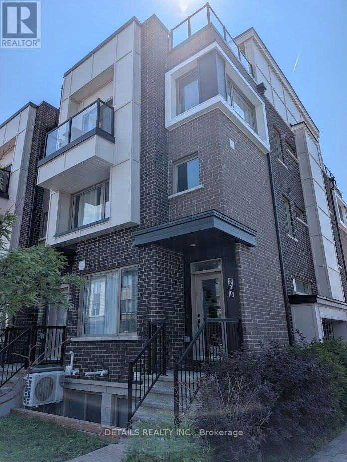 800 Kiniw Private, Ottawa, ON, K1K 5A3