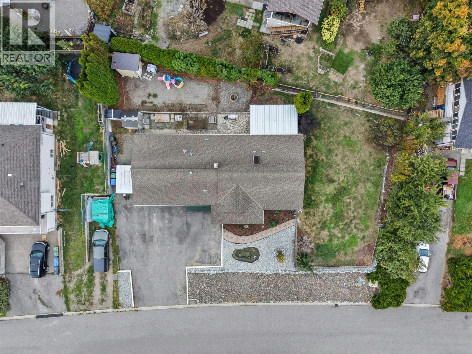 3772 Glenway Road, West Kelowna, BC, V4T 1E3 - 36