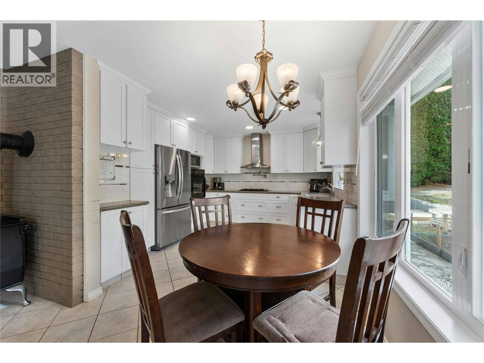 3772 Glenway Road, West Kelowna, BC, V4T 1E3 - 13