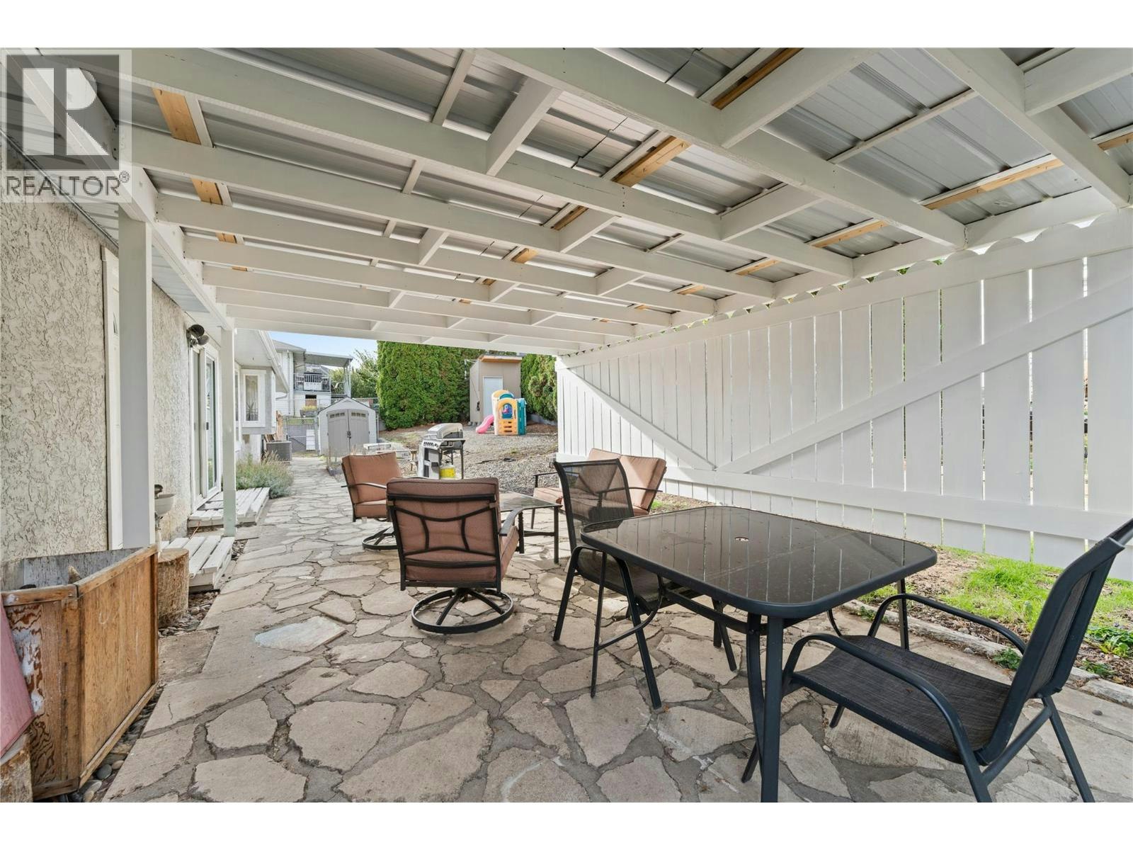 3772 Glenway Road, West Kelowna, BC, V4T 1E3 - 32