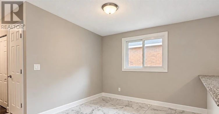 UPPER-63 Sanatorium Road, Hamilton, ON, L9C 1Y4 - 15