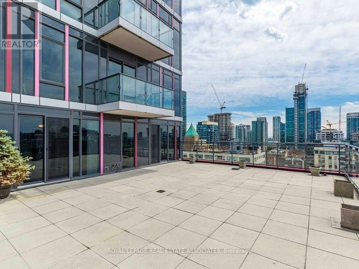 405-435 Richmond Street W, Toronto, ON, M5V 0N3 - 13