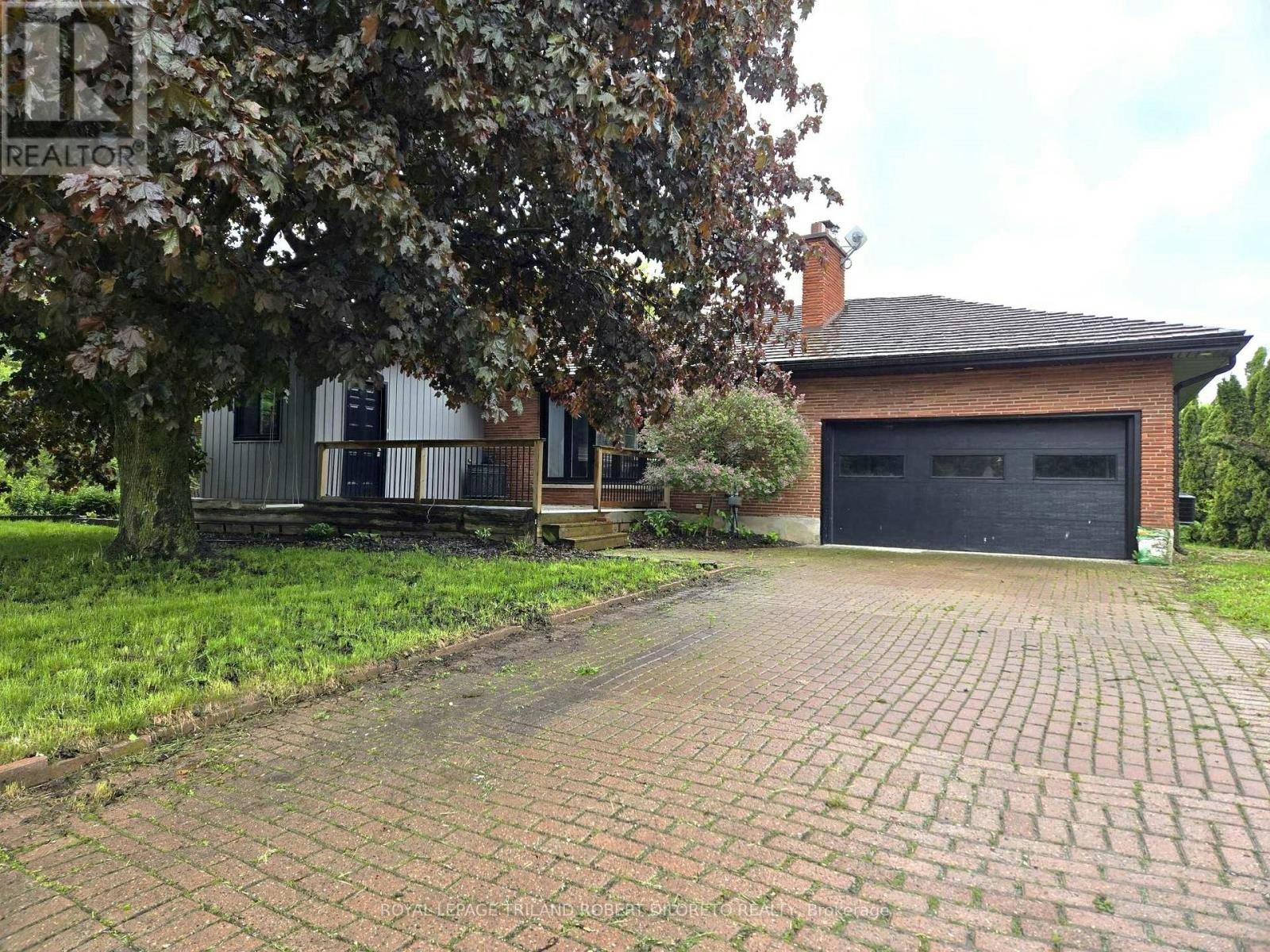 9755 Longwoods Road, Komoka, ON, N6P 1P2