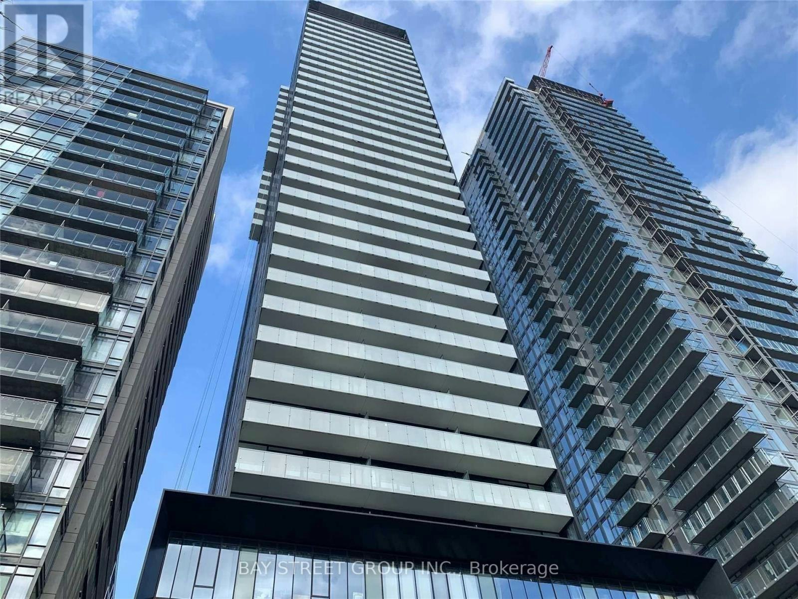 205-28 Wellesley Street E, Toronto, ON, M4Y 1G3