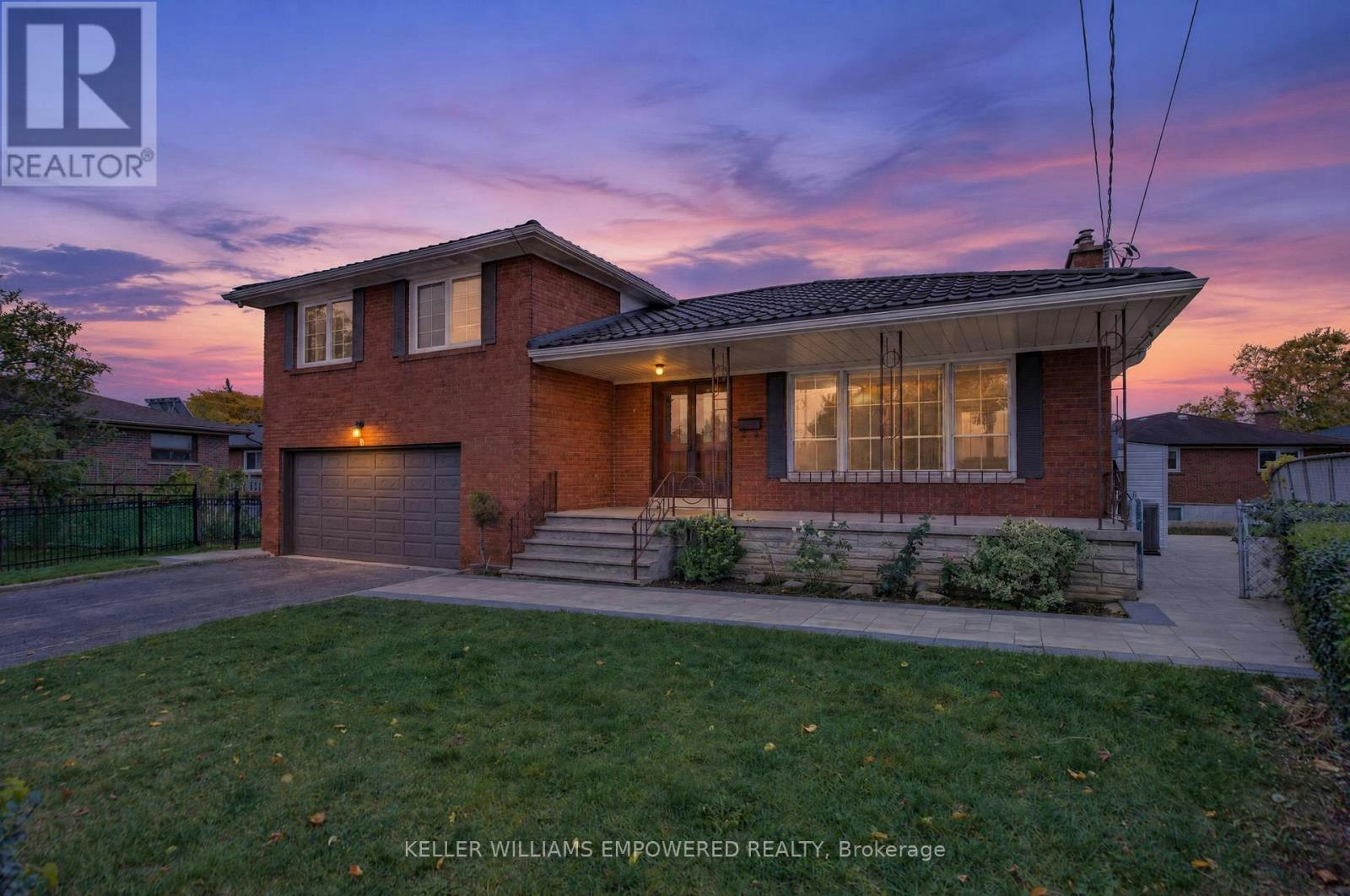 MAIN-6 Archway Crescent, Toronto, ON, M9M 1V6