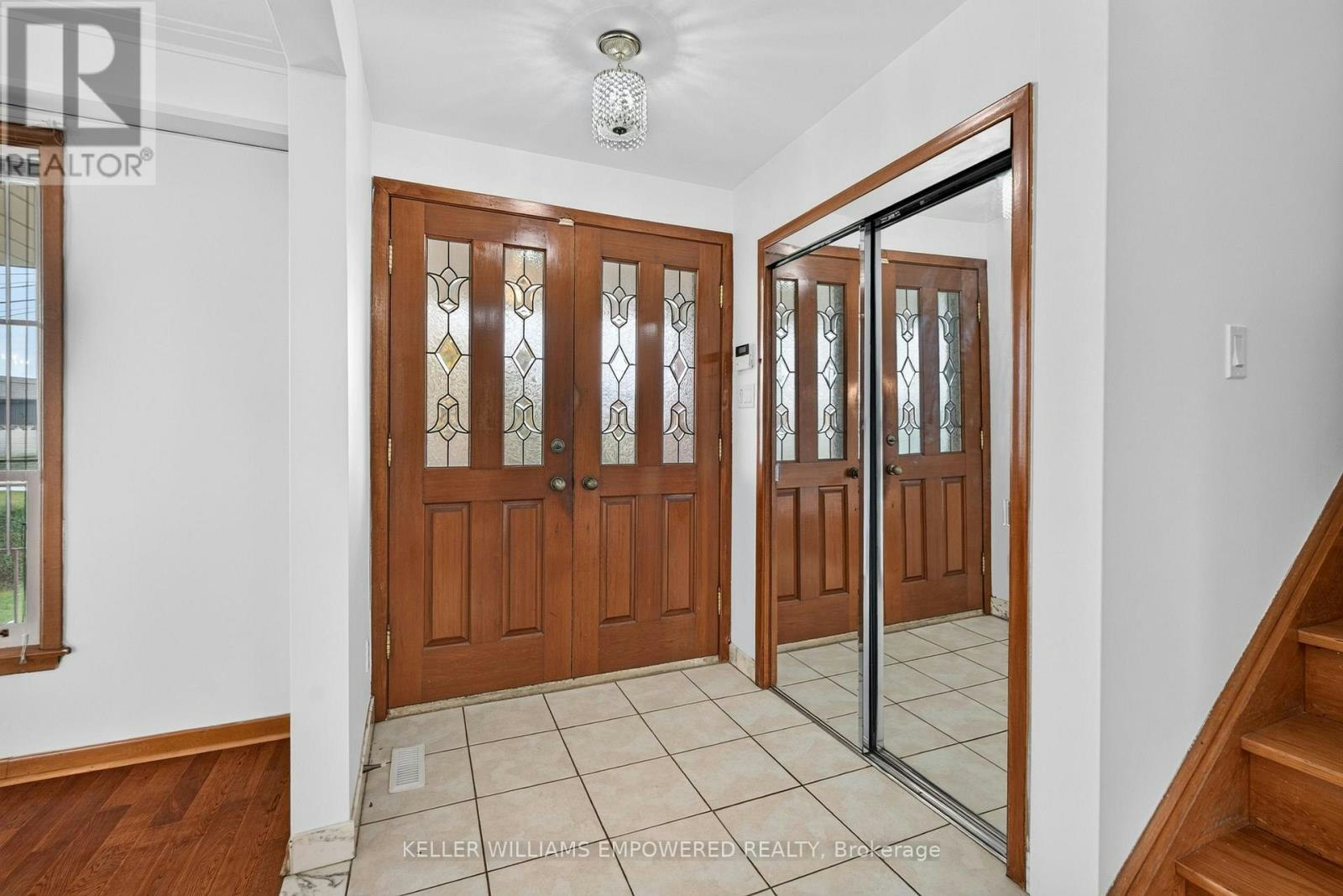 MAIN-6 Archway Crescent, Toronto, ON, M9M 1V6 - 4