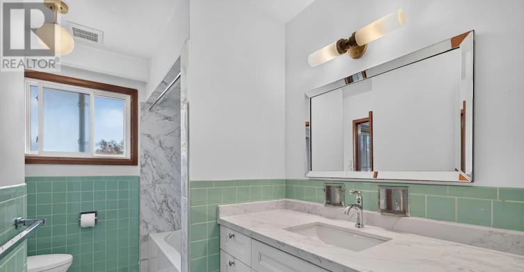 MAIN-6 Archway Crescent, Toronto, ON, M9M 1V6 - 21