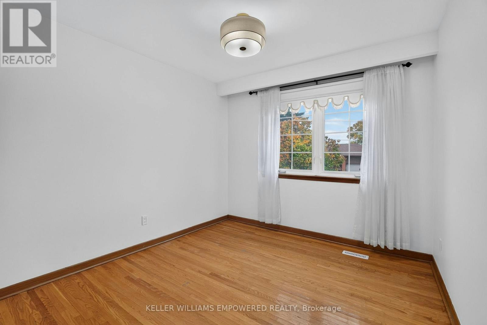 MAIN-6 Archway Crescent, Toronto, ON, M9M 1V6 - 25