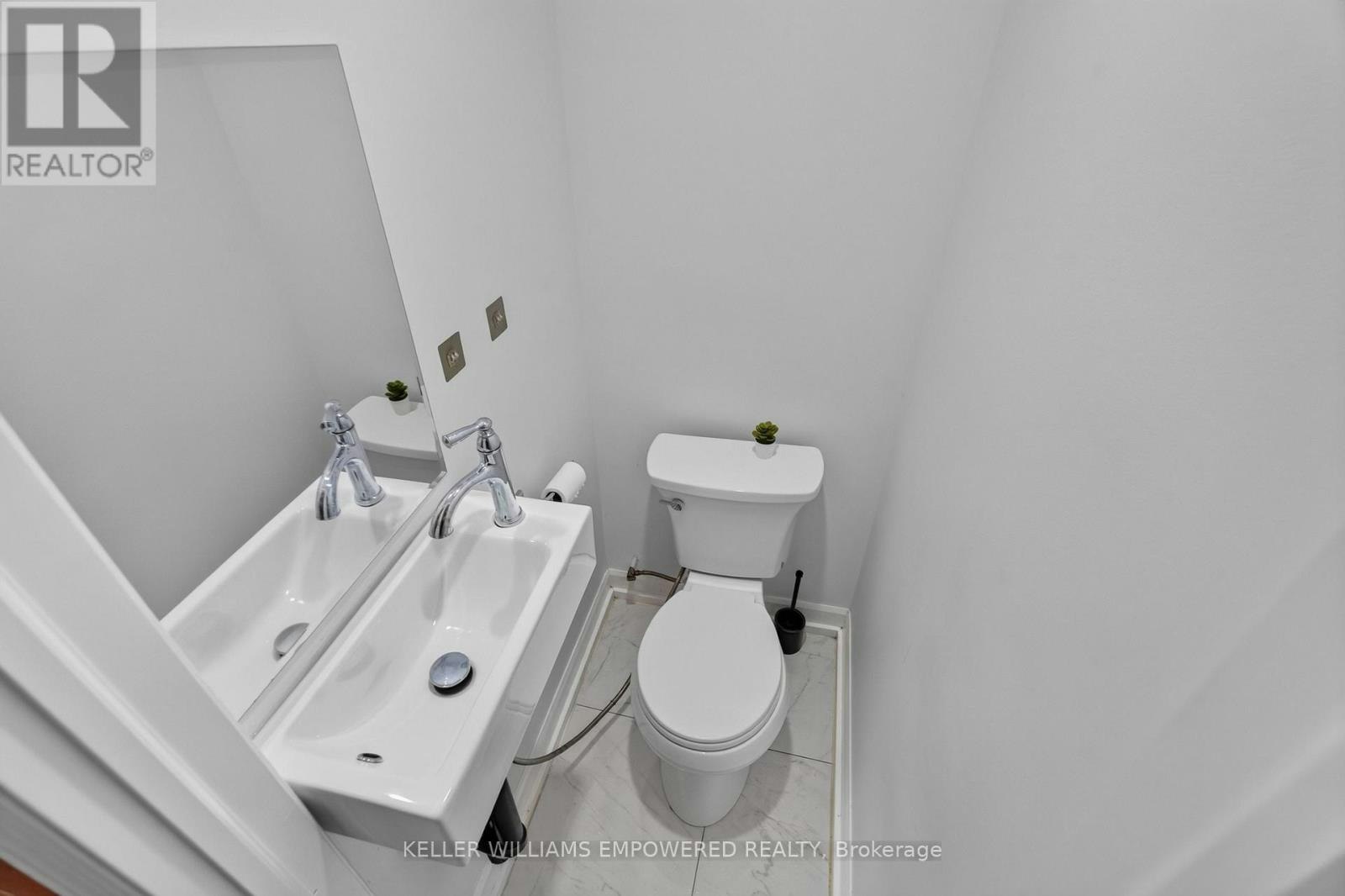 MAIN-6 Archway Crescent, Toronto, ON, M9M 1V6 - 14