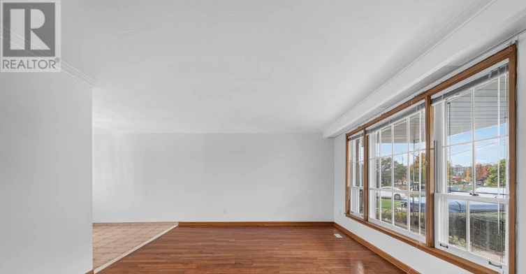 MAIN-6 Archway Crescent, Toronto, ON, M9M 1V6 - 6