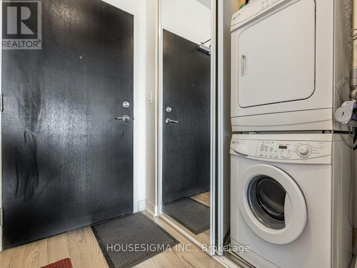 2834-165 Legion Road N, Toronto, ON, M8Y 0B3 - 14