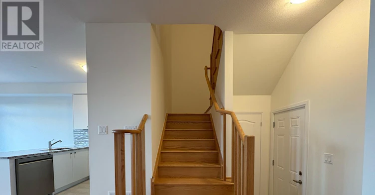 216 Port Crescent, Welland, ON, L3B 0N2 - 10