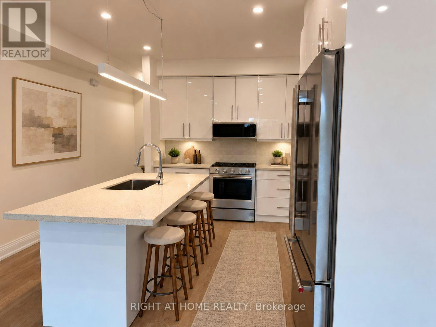 3-57 Hepbourne Street, Toronto, ON, M6H 1K4