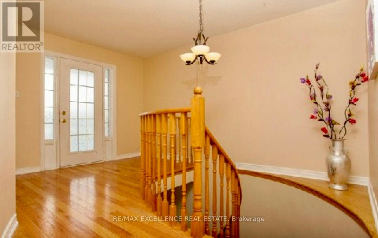 21 Serences Way, Brampton, ON, L6R 0E9 - 7