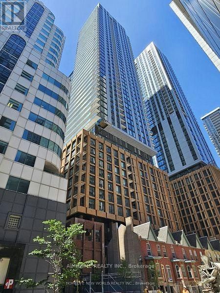 1212-8 Widmer Street, Toronto, ON, M5V 0W6 - 2