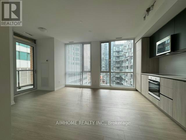 1212-8 Widmer Street, Toronto, ON, M5V 0W6 - 3